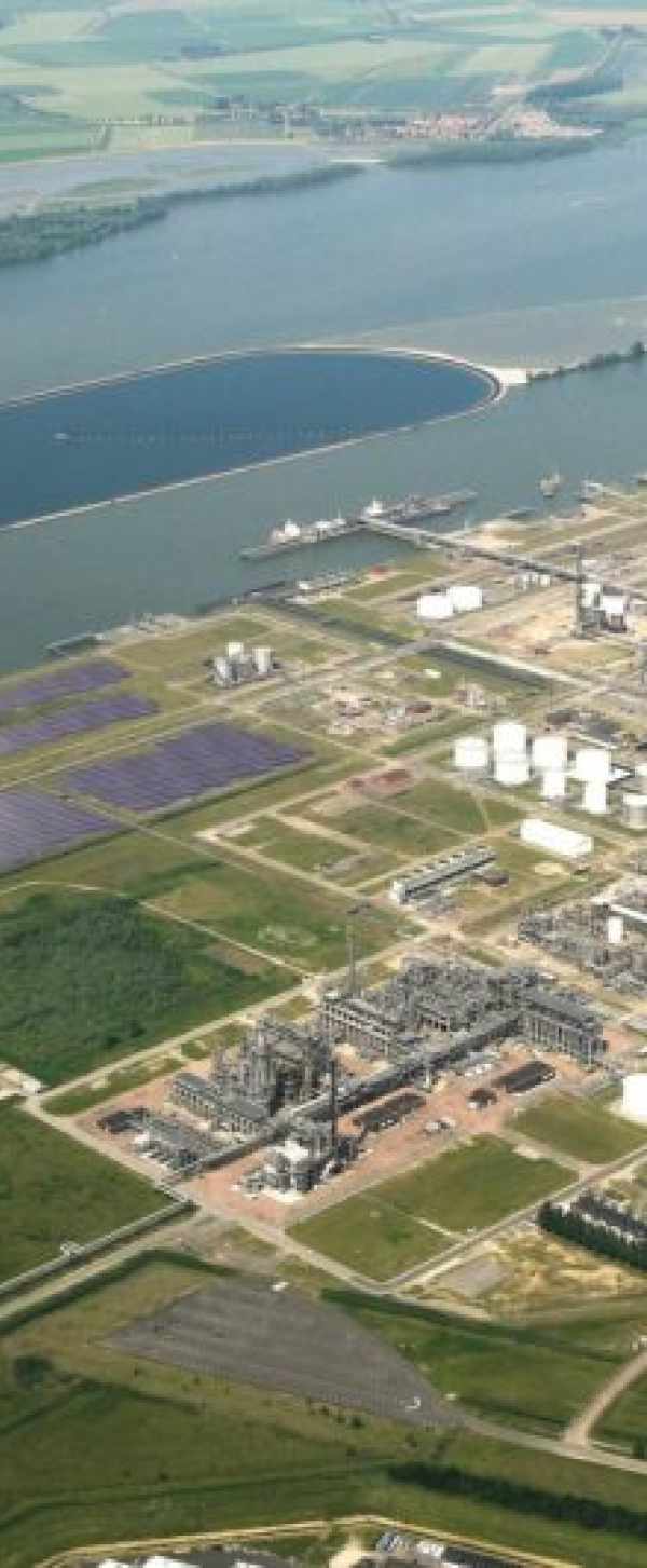 Shell Moerdijk.jpg