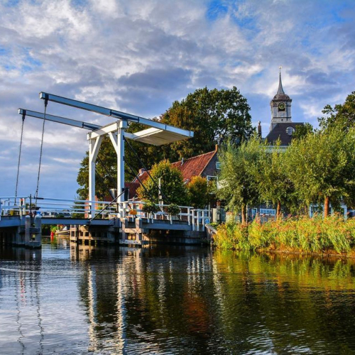 kerkbrug ouderkerk aan de amstel.jpg
