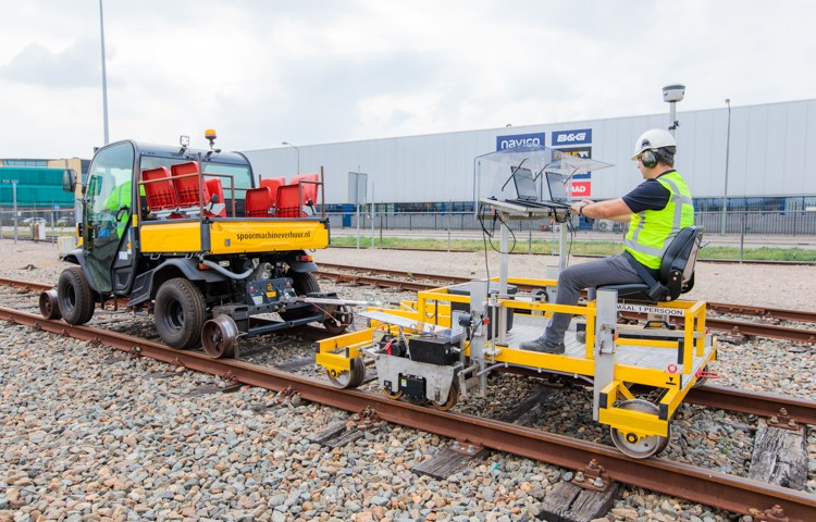eddycurrent-measurement-rail.jpg