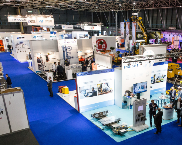railtech-stand1.jpg