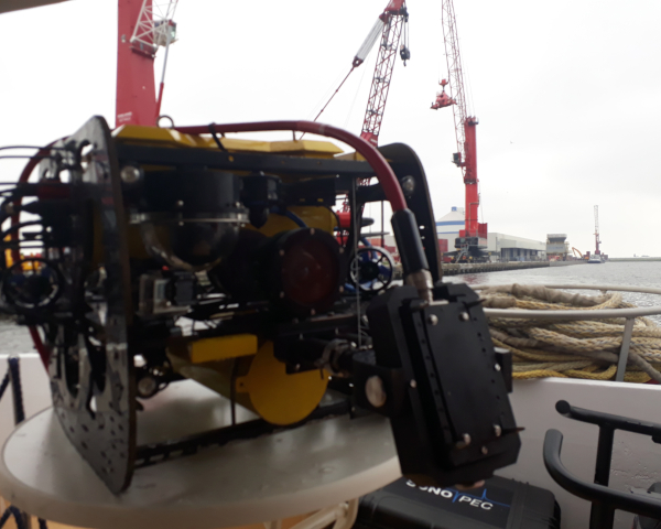 Assetinsight onderwaterrobot kade inspectie.jpg