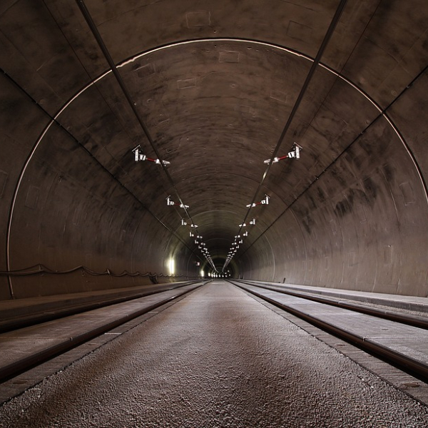 tunnel.jpg
